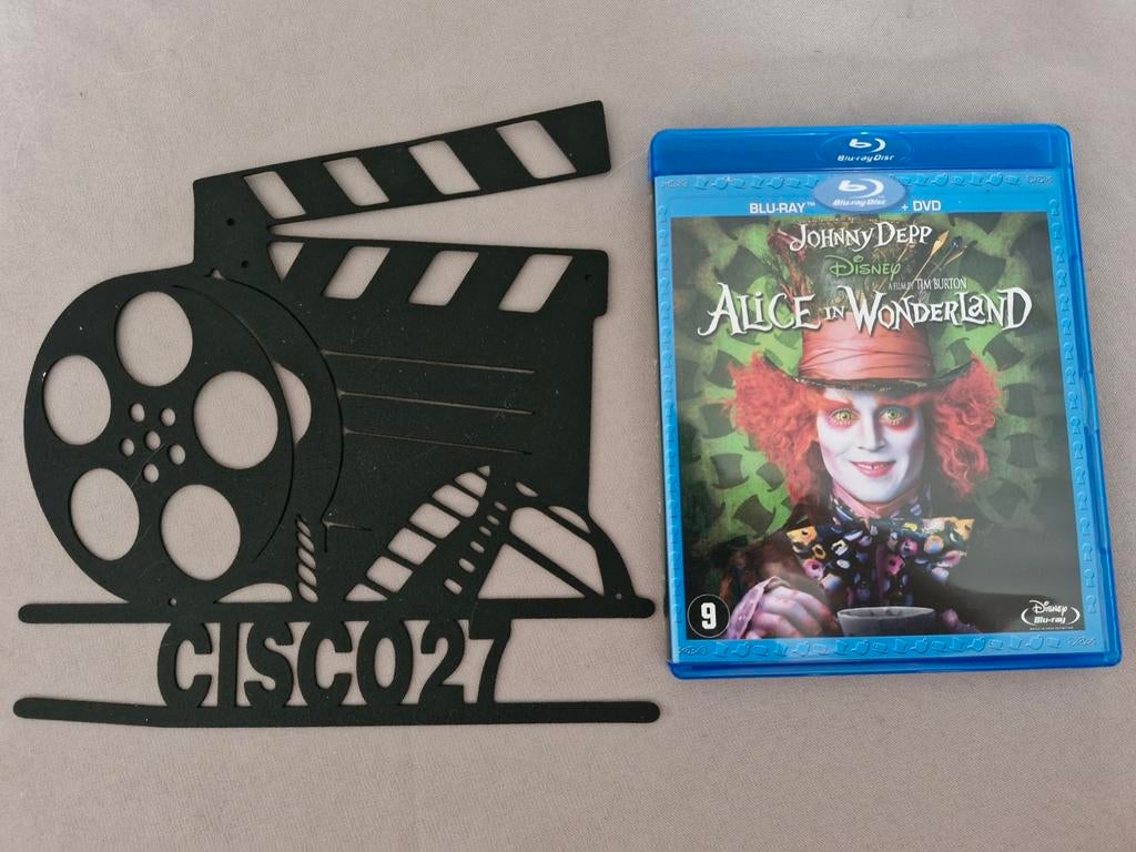 Alice in Wonderland, Ophalen of Verzenden, Zo goed als nieuw, Avontuur