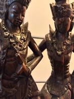 handgesneden houten Balinese dansers, Antiek en Kunst, Kunst | Beelden en Houtsnijwerken, Ophalen of Verzenden