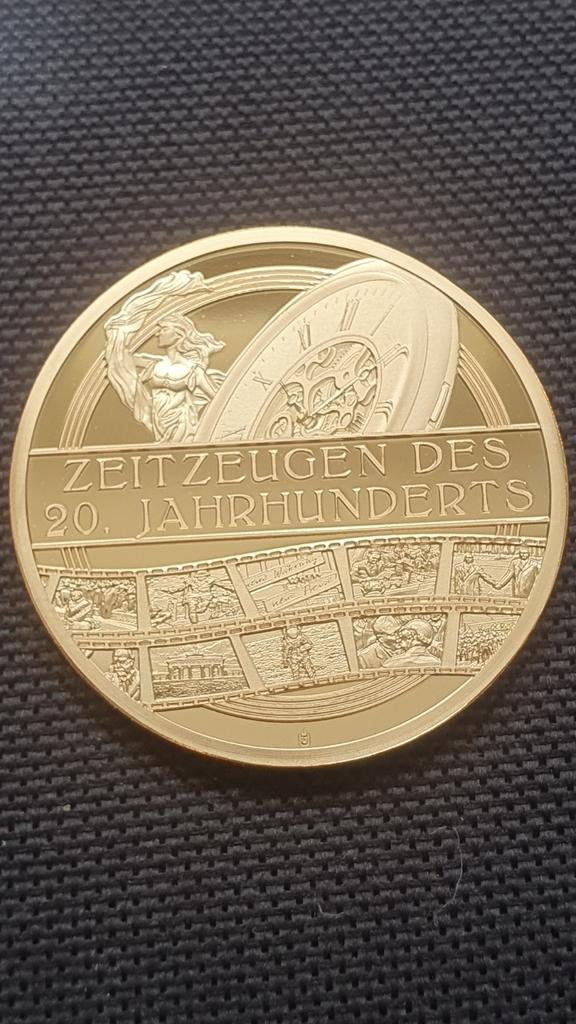 Medaille Hans-Dietrich Genscher Proof  laagje goud verguld., Ophalen of Verzenden, Goud, Buitenland
