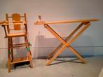 Houten poppenstoeltje en strijkplank met strijkijzer, Kinderen en Baby's, Speelgoed | Houten speelgoed, Ophalen, Gebruikt, Meubelstuk of Keukentje