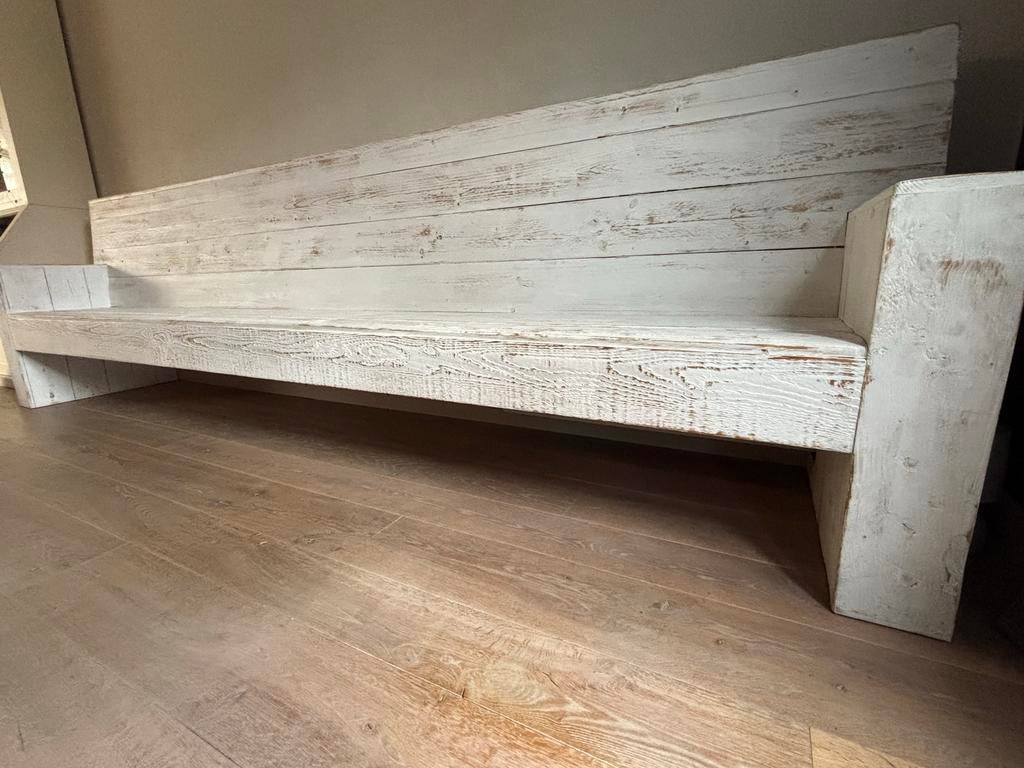 Robuuste houten bank; binnen/buiten onder een overkapping, Ophalen, Gebruikt, Wit, Hout