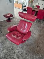 Vintage rode relaxstoel met voetenbank, Ophalen, Gebruikt, Vintage, 75 tot 100 cm