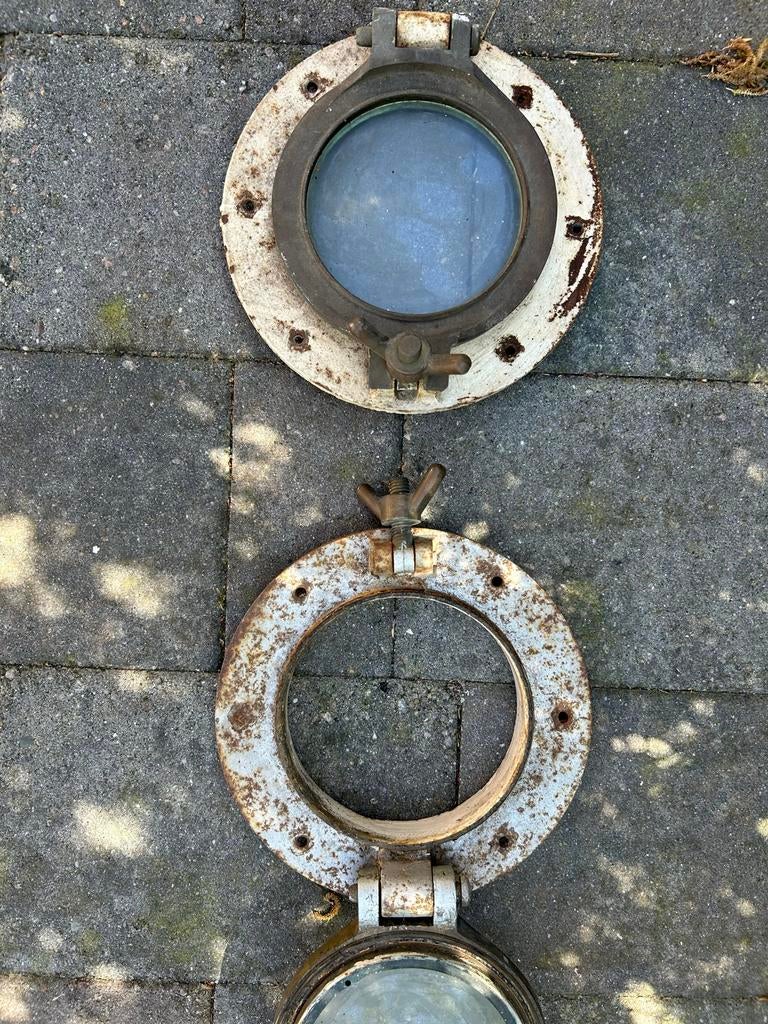 Set van 2 antieke patrijspoorten, scheepsramen, Ophalen