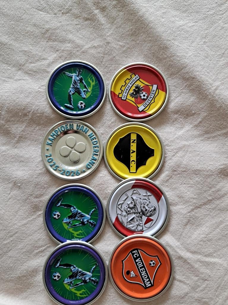 Spaaractie Plus Voetbal Pins, Ophalen