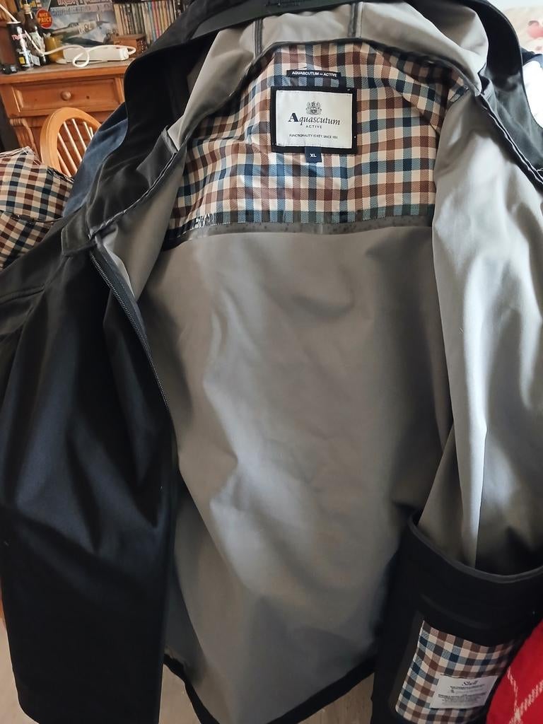 Aquascutum Active Jas Zwart XL - Zo goed als nieuw, Kleding | Heren, Zwart, Maat 56/58 (XL), Ophalen of Verzenden, Zo goed als nieuw