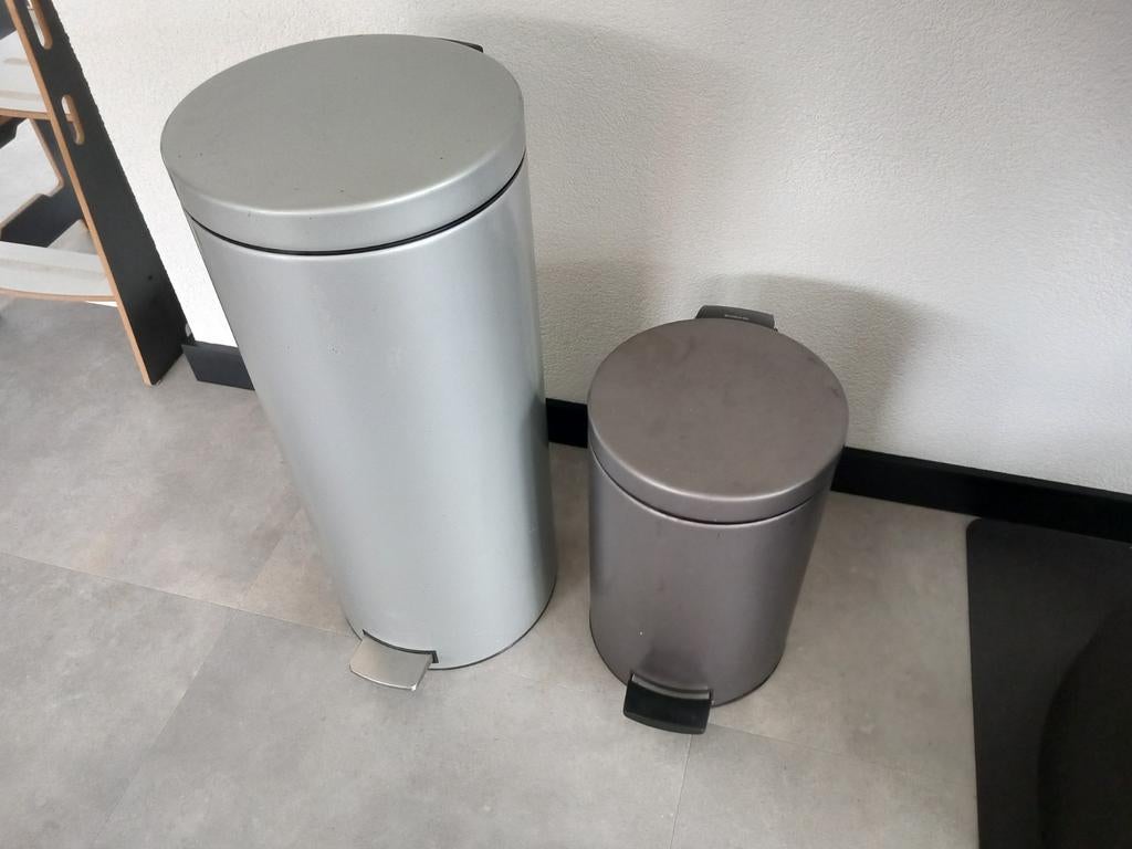 Brabantia prullenbakken 2 stuks 30 en 12 liter, Ophalen, Gebruikt, Rvs, Minder dan 50 cm