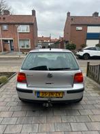 Volkswagen Golf 1.6 77KW 2002 Grijs, Voorwielaandrijving, Stof, Zwart, 4 cilinders