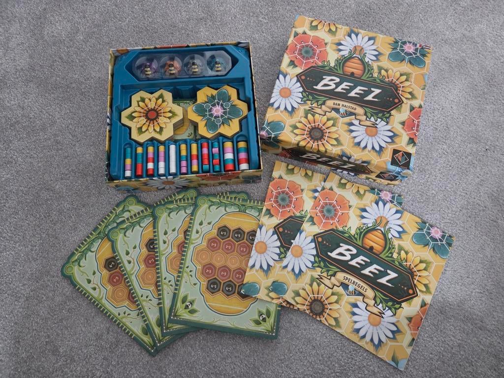 Z.g.a.n bordspel Beez, Een of twee spelers, Ophalen of Verzenden, Zo goed als nieuw, Next Move Games