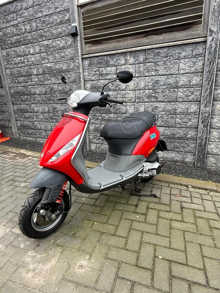 Piaggio Zip 125cc 4t - a1