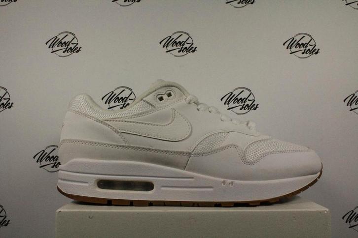 Nike Air Max 1 White Gum Sole - 41, Kleding | Heren, Schoenen, Gedragen, Wit, Verzenden