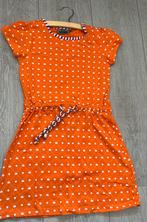 Leuk oranje jurkje 122!, Kinderen en Baby's, Ophalen of Verzenden, Zo goed als nieuw, Meisje, Jurk of Rok