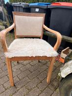 Keukenstoel, Ophalen