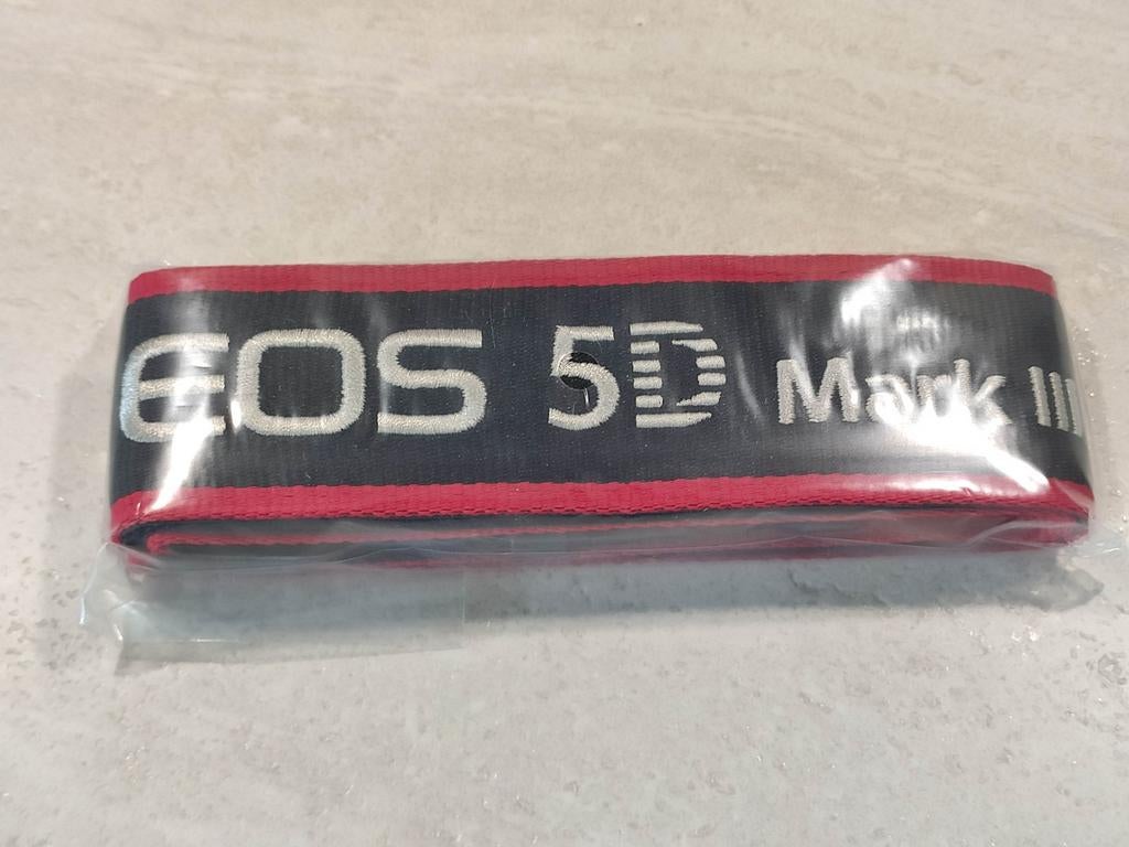 Canon 5D Mark iii camera strap (OEM), Audio, Tv en Foto, Fotocamera's Digitaal, Nieuw, Canon, Geen optische zoom, Ophalen of Verzenden