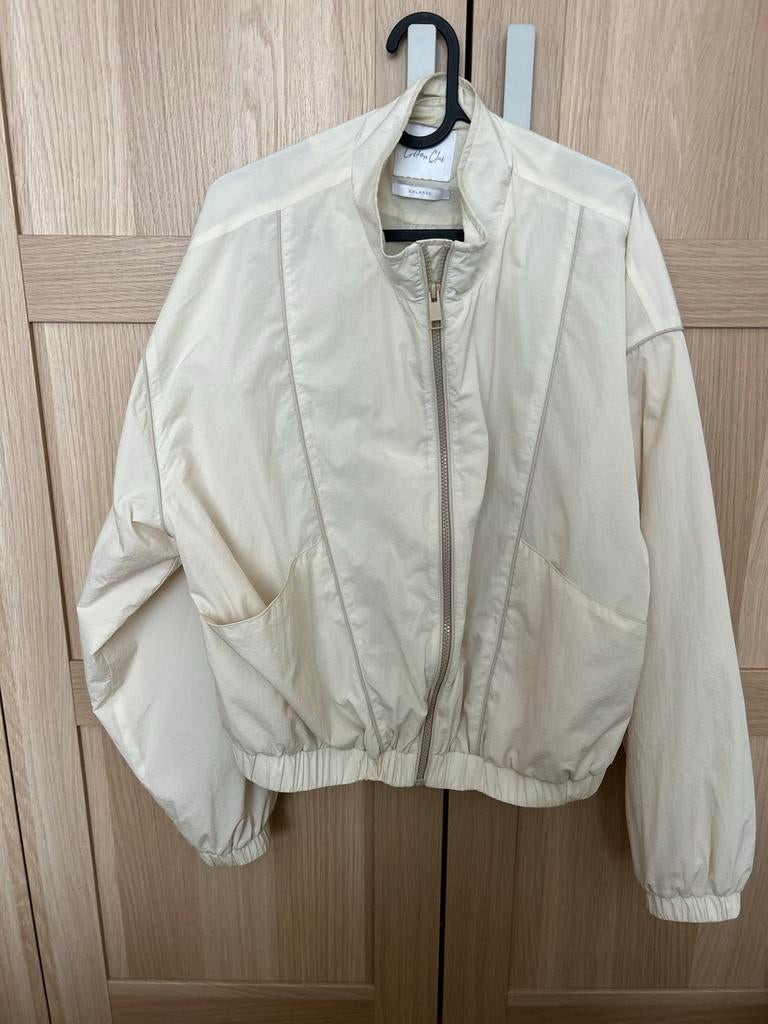 Crème bomberjack Cotton Club XXL - amper gedragen, Kleding | Dames, Jassen | Zomer, Ophalen of Verzenden, Zo goed als nieuw, Maat 46/48 (XL) of groter