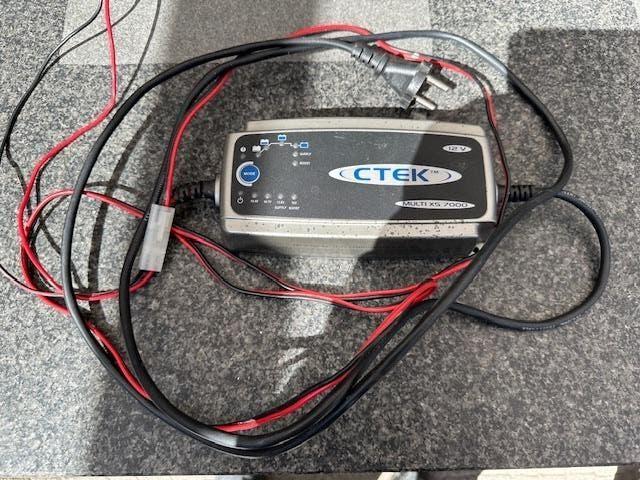acculader C Tek Multi XS 7000  120 w 12 v, Ophalen, Gebruikt