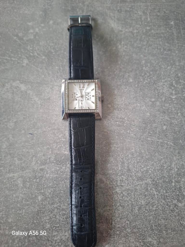 Guess Dames Horloge met Zwarte Leren Band en Strass, Ophalen of Verzenden, Gebruikt, Guess