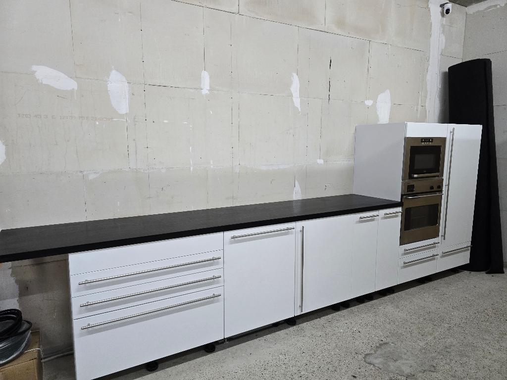 Te koop een hoog glans witte keuken, Ophalen, Gebruikt, Wit, Enkelwandige keuken