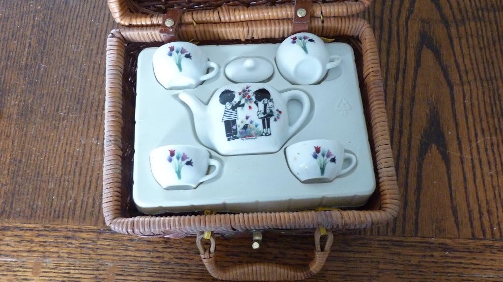 Kinder servies Fiep Westendorp, Huis en Inrichting, Nieuw, Ophalen of Verzenden, Overige stijlen, Porselein