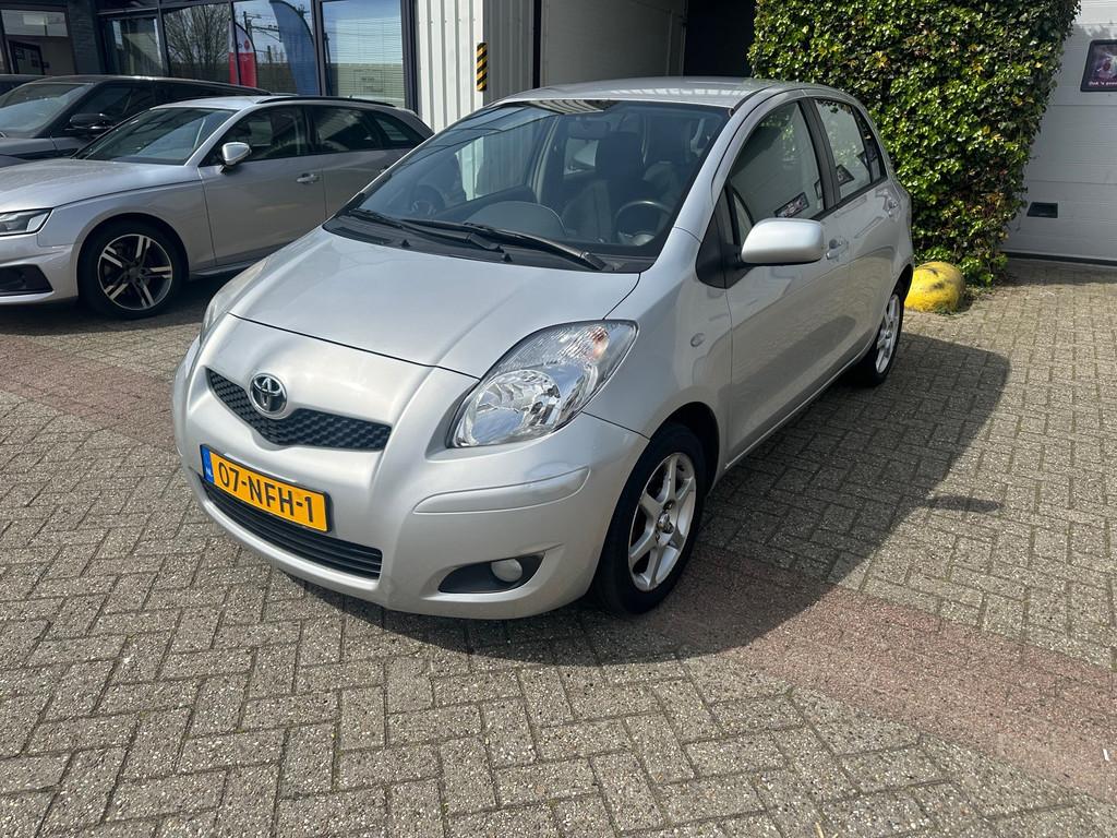 Toyota Yaris 1.3 VVTi Aspiration, Auto's, Toyota, Voorwielaandrijving, 1025 kg, 101 pk, 4 cilinders