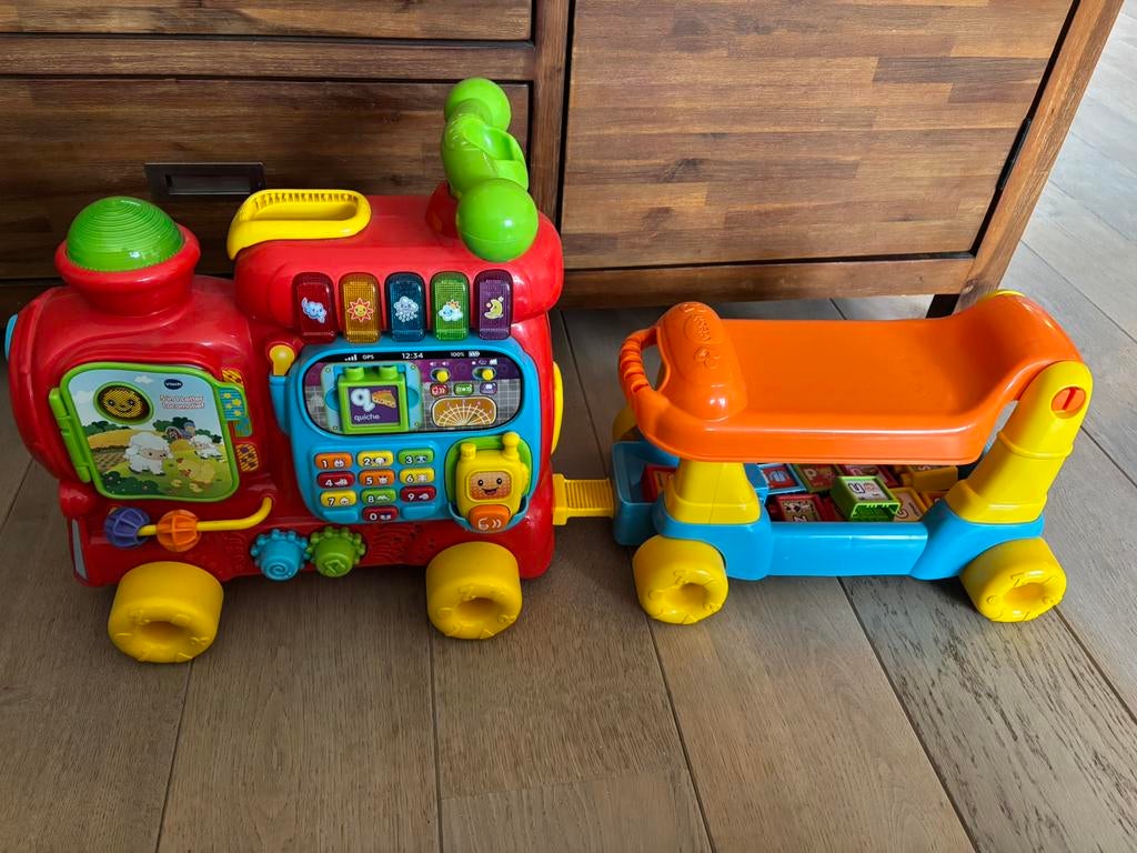VTech Baby Rijd en Leer letterlocomotief, Ophalen, Zo goed als nieuw, 6 maanden tot 2 jaar