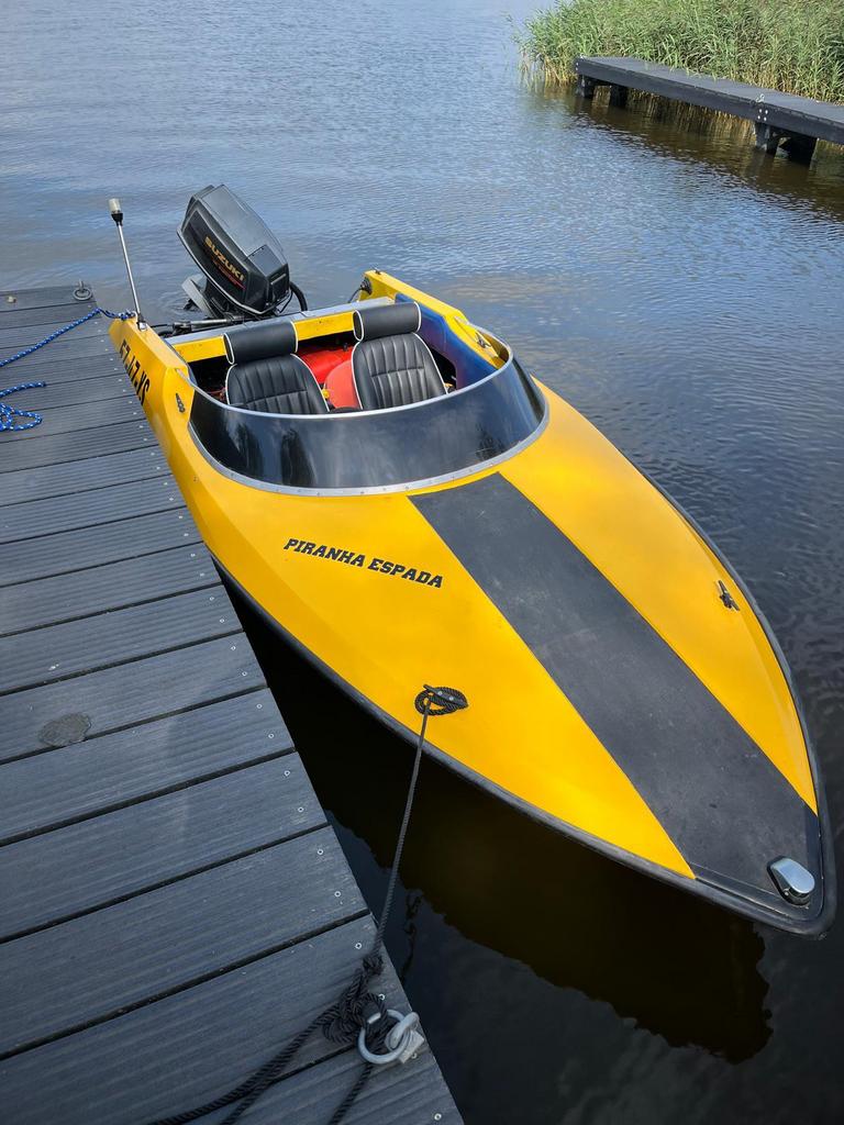 Speedboot Piranha Espade met Suzuki 65 PK buitenboordmotor, Watersport en Boten, Ophalen, Gebruikt, 70 tot 120 pk, 3 tot 6 meter