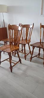 Set van 4 vintage houten stoelen en 2 krukjes, Ophalen