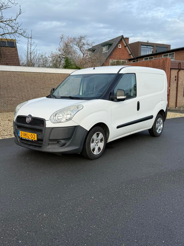 Fiat doblo 1e eigenaar nieuwe apk !!, Bedrijf, Handgeschakeld, Diesel, Te koop