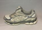 ASICS Gel - Grey - Zeer Goede Staat, Ophalen of Verzenden, Zo goed als nieuw, Overige kleuren, Sneakers of Gympen