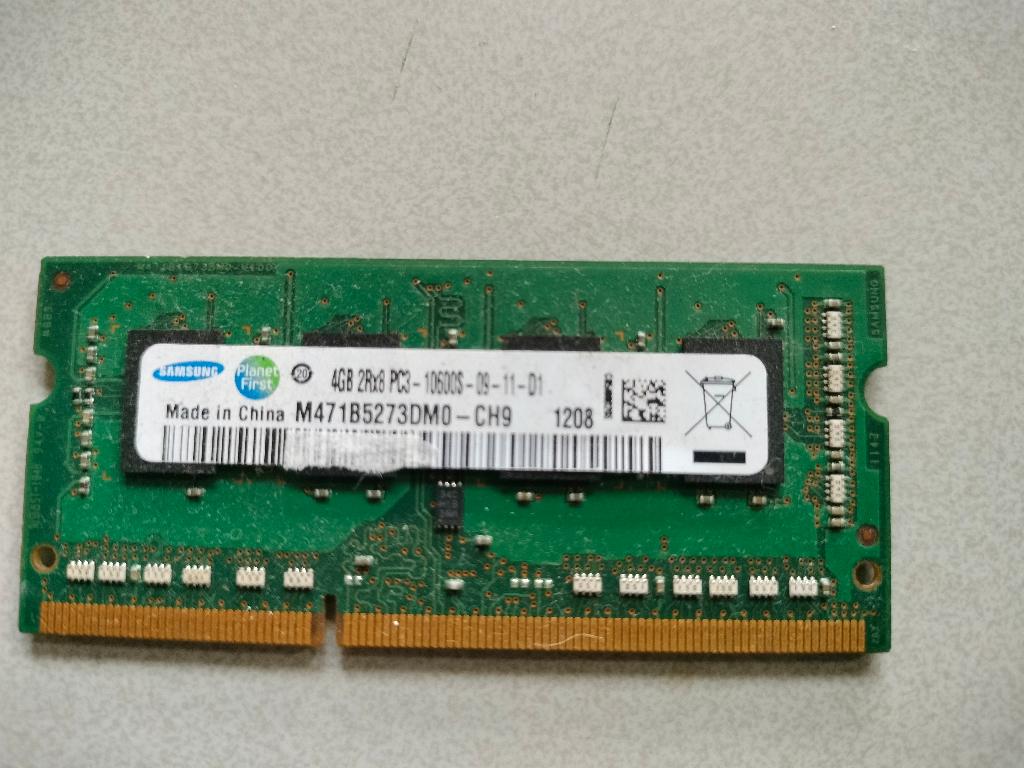 Samsung geheugen 4GB 2Rx8 DDR3 10600, Gebruikt, Verzenden, DDR3, Laptop