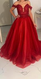 Prachtige rode galajurk - Perfect voor speciale gelegenheden, Kleding | Dames, Gelegenheidskleding, Galajurk, Zo goed als nieuw