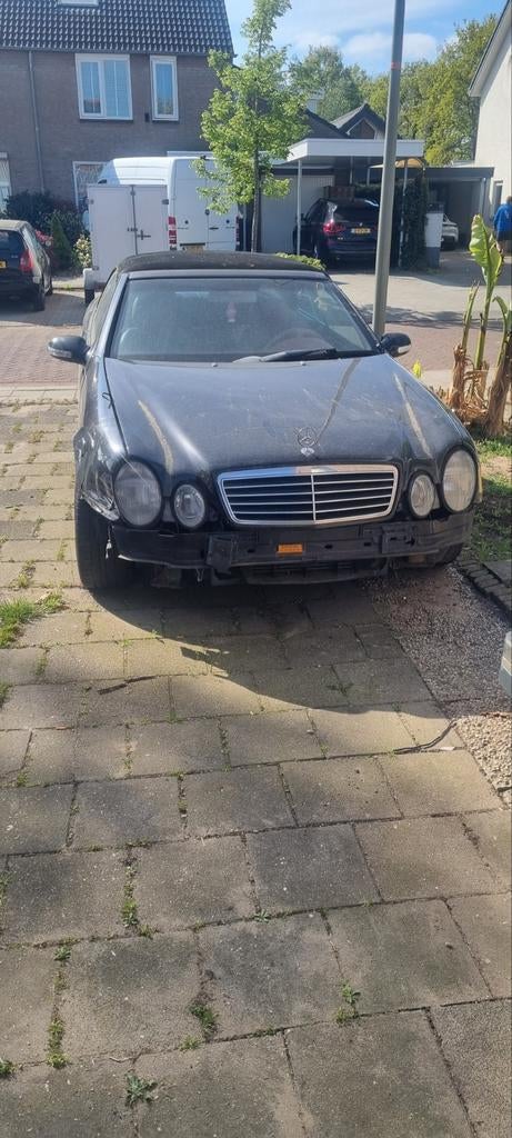 Mercedes 230 clk carbio alleen maar schroef schade, Cabriolet, Zwart, Benzine, Ophalen