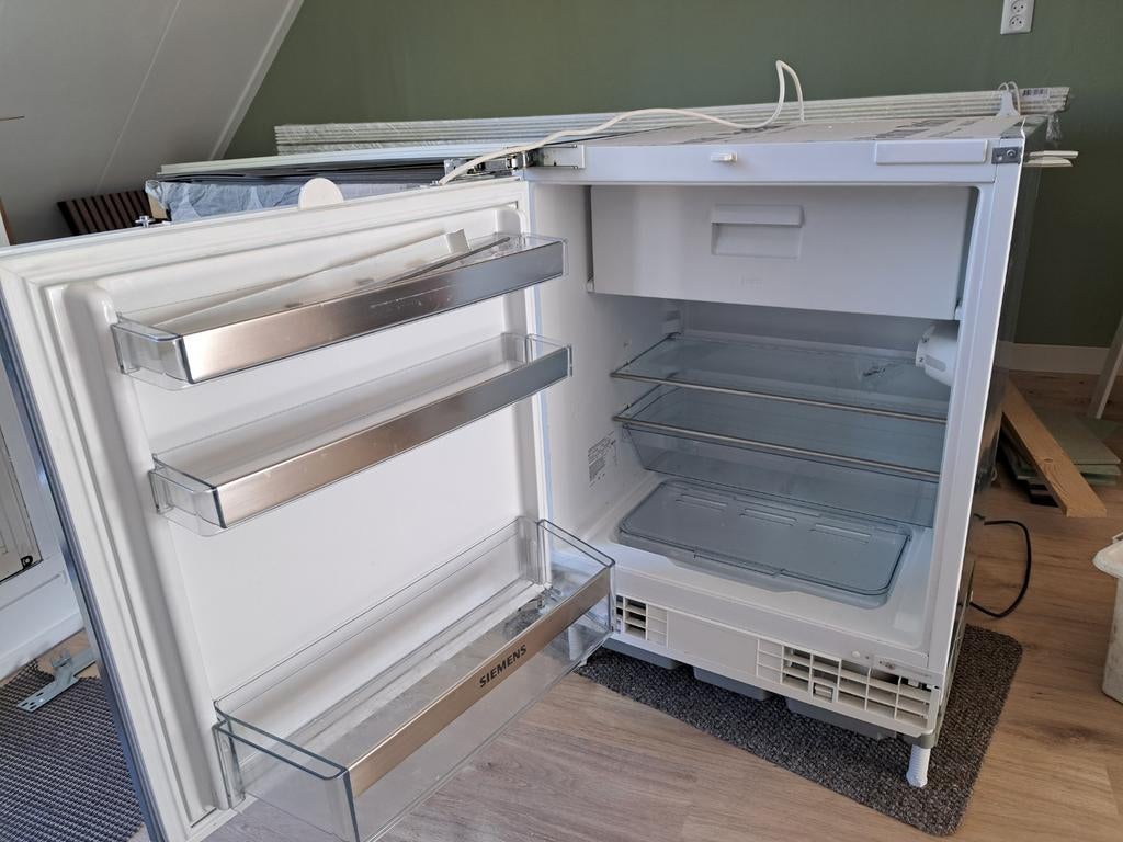 Siemens KU15LA65/02 onderbouw koelkast met vriezer, Ophalen, Zonder vriesvak, Minder dan 85 cm, 100 tot 150 liter