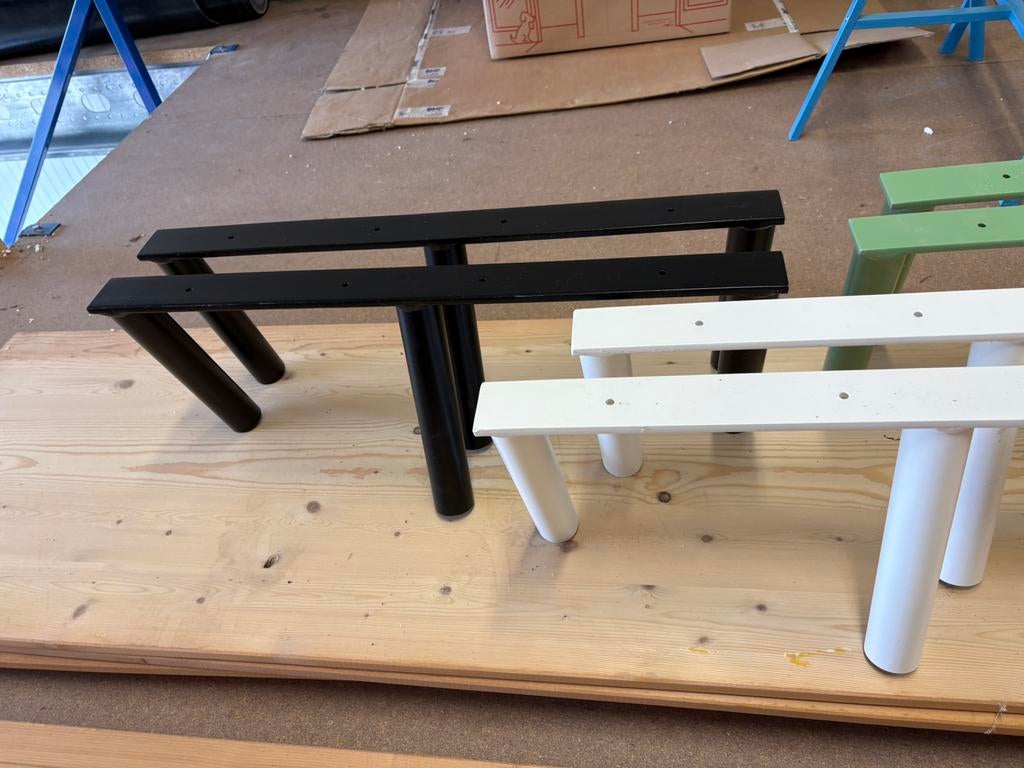 Schragen metalen tafelpoot, Ophalen, Nieuw, Rond, 50 tot 100 cm