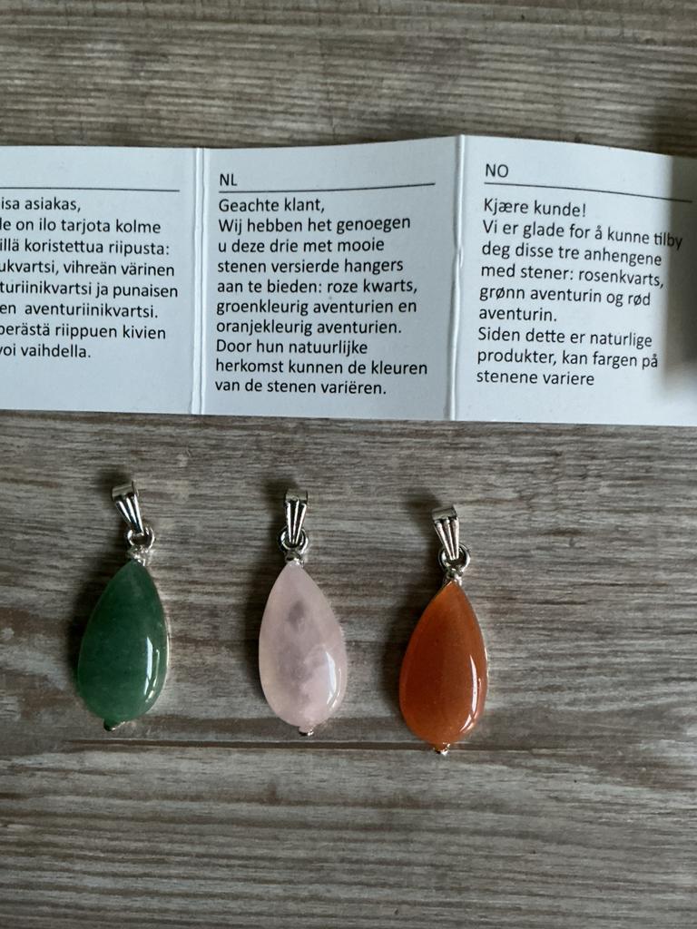 3 hangers / pendanten met edelstenen van het merk LBVYR, Sieraden, Tassen en Uiterlijk, Edelstenen, Zo goed als nieuw, Ophalen of Verzenden