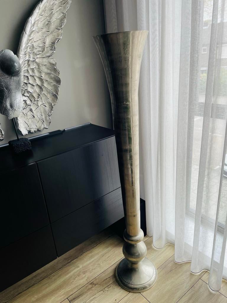 Grote zilverkleurige trompetvaas metaal, Overige materialen, Gebruikt, Overige kleuren, Ophalen of Verzenden