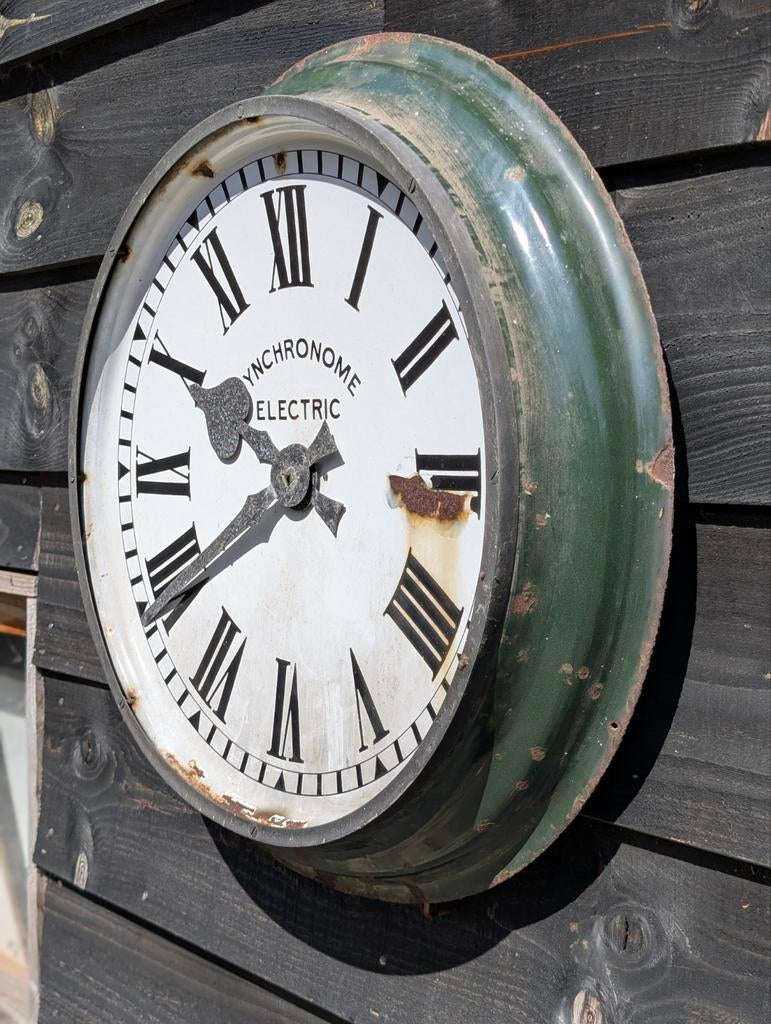 Grote elektrische klok 60 cm doorsnede €75., Ophalen