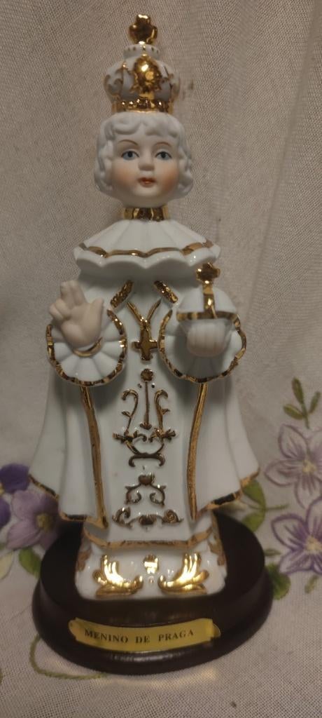 1024 Mooi beeldje van het Kindje Jezus van Praag- wit goud, Ophalen of Verzenden, Zo goed als nieuw, Beeld(je), Christendom | Katholiek