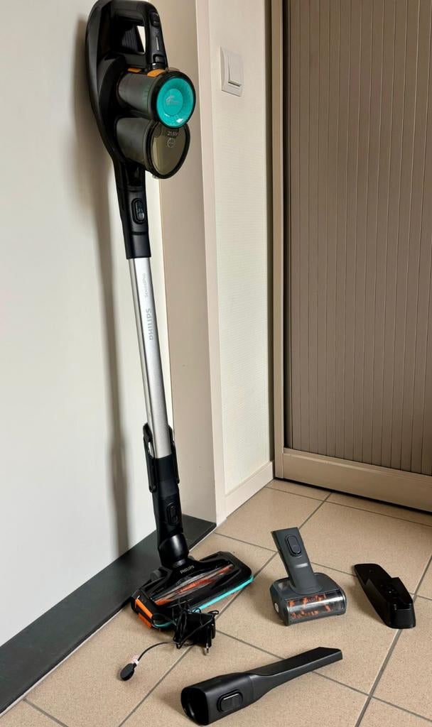 Philips SpeedPro FC6726/01 snoerloze steelstofzuiger, Ophalen of Verzenden, Gebruikt, Reservoir, Stofzuiger