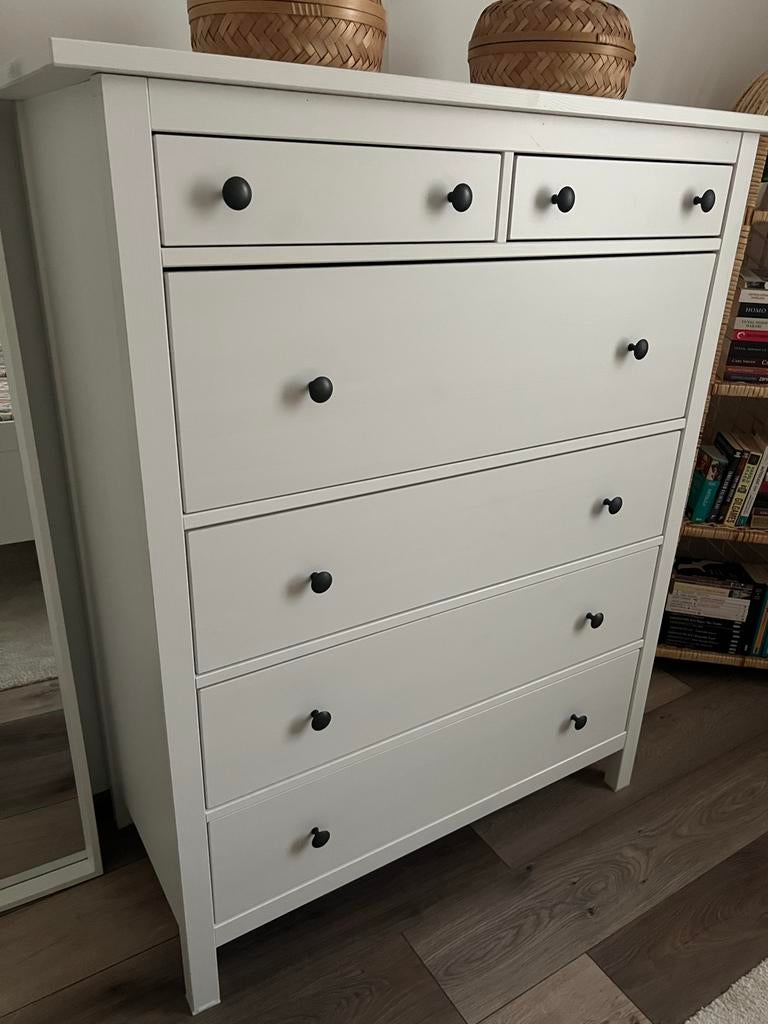 Ikea Hemnes ladekast wit(108*131), 5 laden of meer, 100 tot 150 cm, Zo goed als nieuw, 25 tot 50 cm