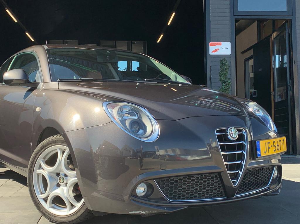 Alfa Romeo MiTo 0.9 1e eig|NAP|Cruise|Leder|Stoelvw|Zeer net, Voorwielaandrijving, Gebruikt, Met garantie (alle), 100 pk