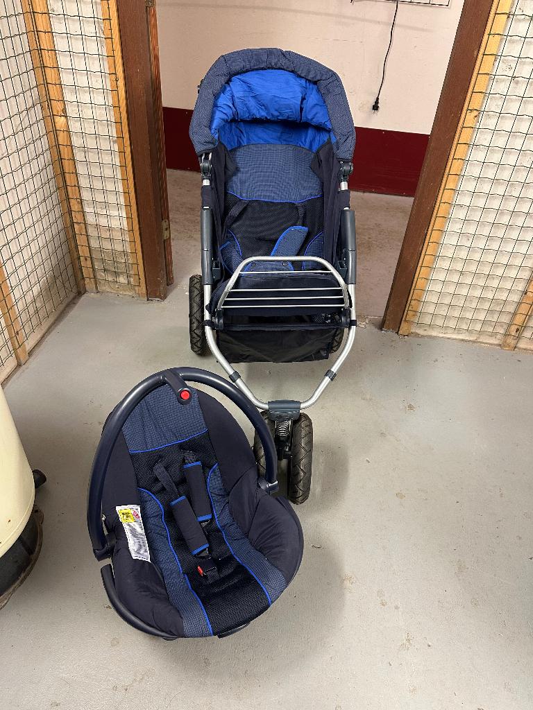 ministar kinderwagen, Zo goed als nieuw, Combiwagen, Met reiswieg, Ophalen