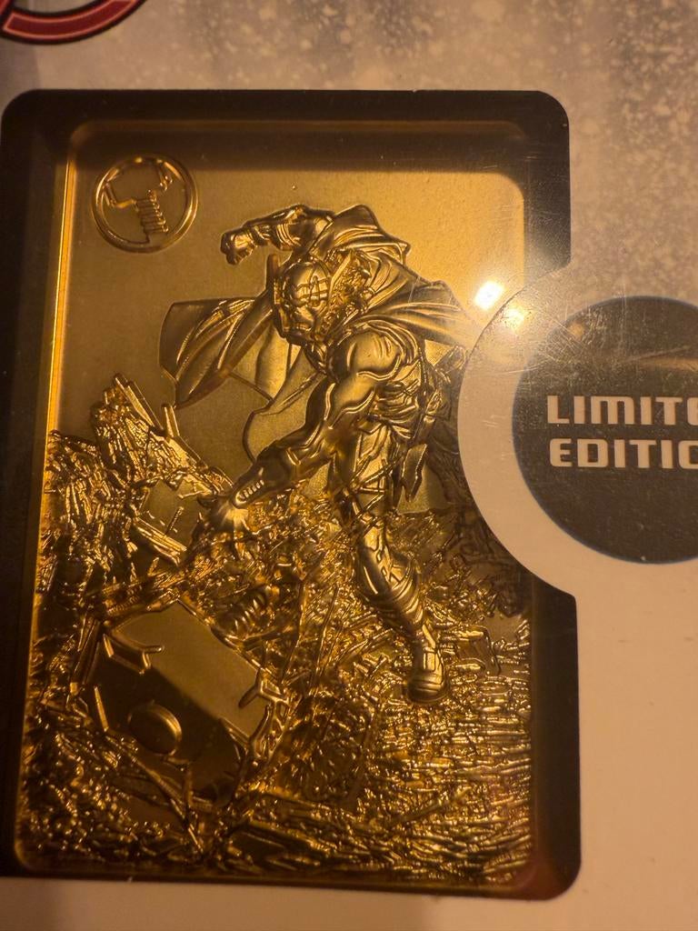 Marvel Avengers Thor Ingot - Limited Edition, Ophalen of Verzenden, Zo goed als nieuw, Overige soorten, Beeldje of Figuurtje