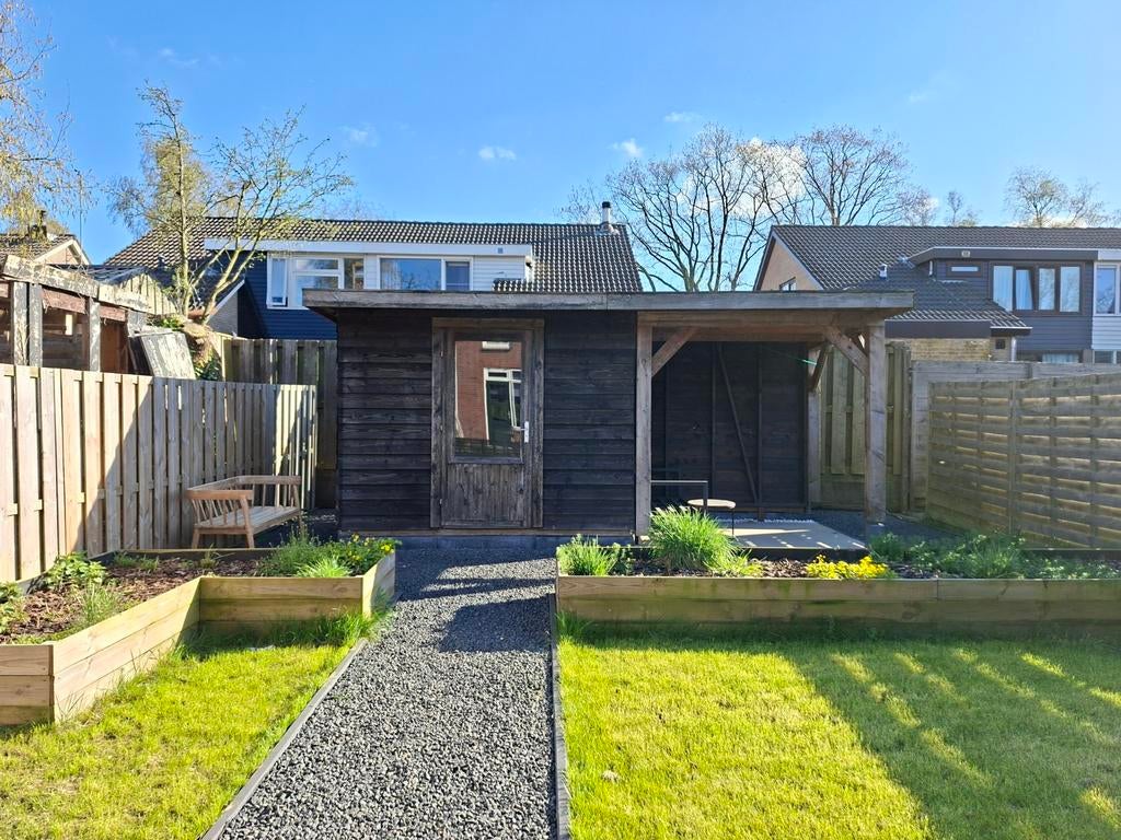 Prachtig tuinhuis met overkapping, Ophalen, Tuinhuis, 1 raam, 500 cm of meer