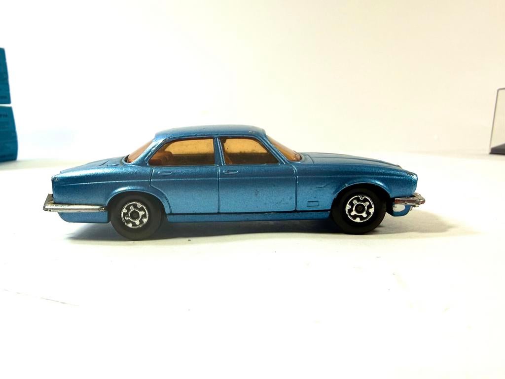 Jaguar XJ12 1:35 matchbox Lesney Super Kings Series, Ophalen of Verzenden, Auto, Matchbox