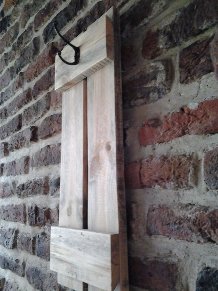 Kapstok in hout, Wandkapstok, Nieuw, Ophalen of Verzenden, Minder dan 100 cm