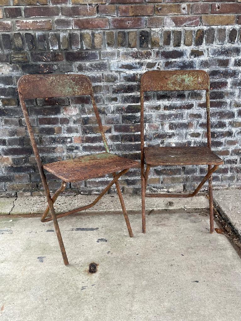 metalen klapstoel, Ophalen, Gebruikt, Twee, Overige kleuren