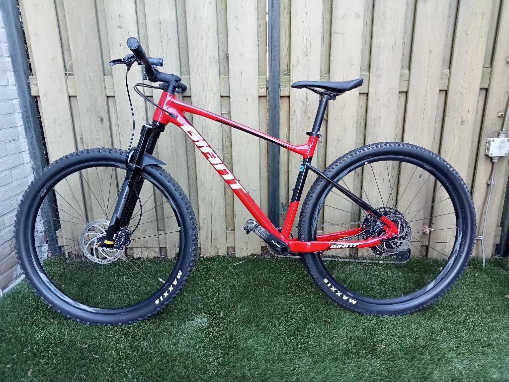 Giant Fathom  F29 2 (2020)  Mountainbike, Ophalen, 57 cm of meer, Hardtail, Heren