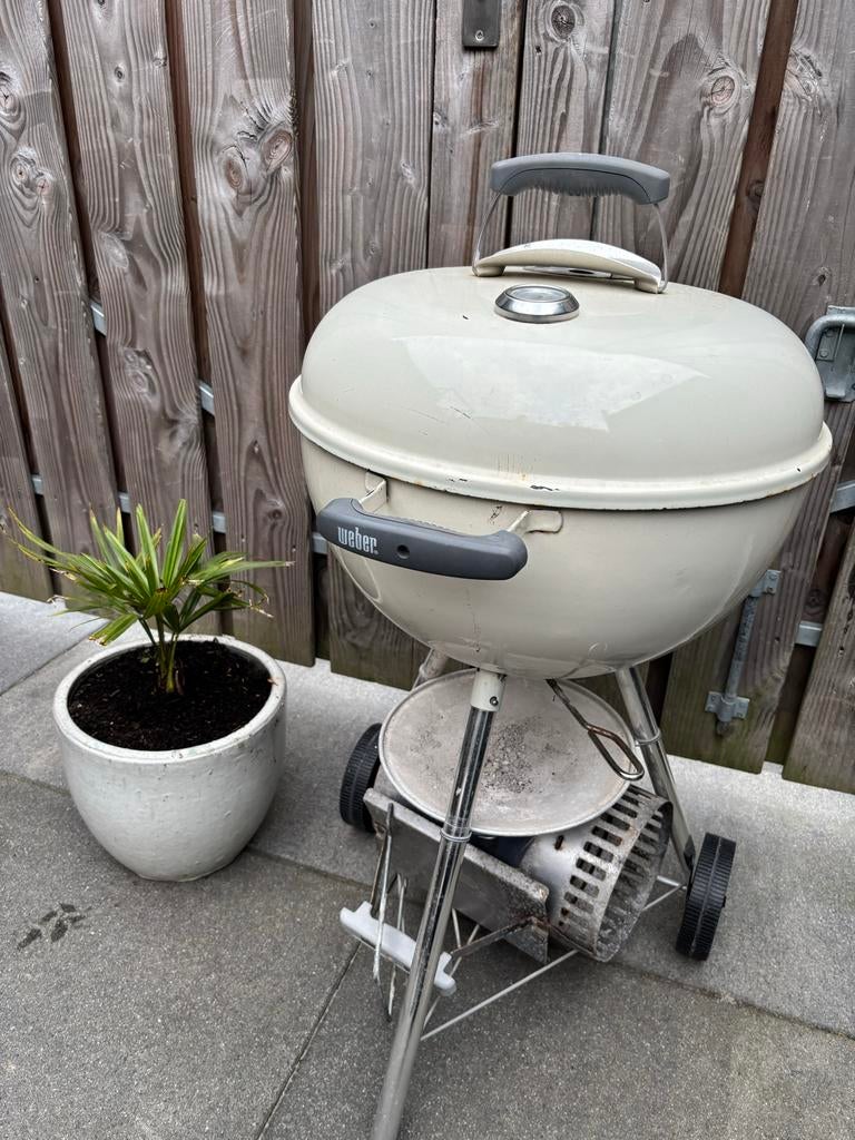 Weber kolen barbecue beige met pizza steen en kolenstarter, Ophalen, Gebruikt, Met accessoires
