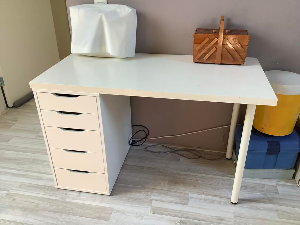 Wit bureau met ladeblok - Ideaal voor thuiswerkplek, Gebruikt, Met lades, Spaanplaat of MDF, Ophalen of Verzenden