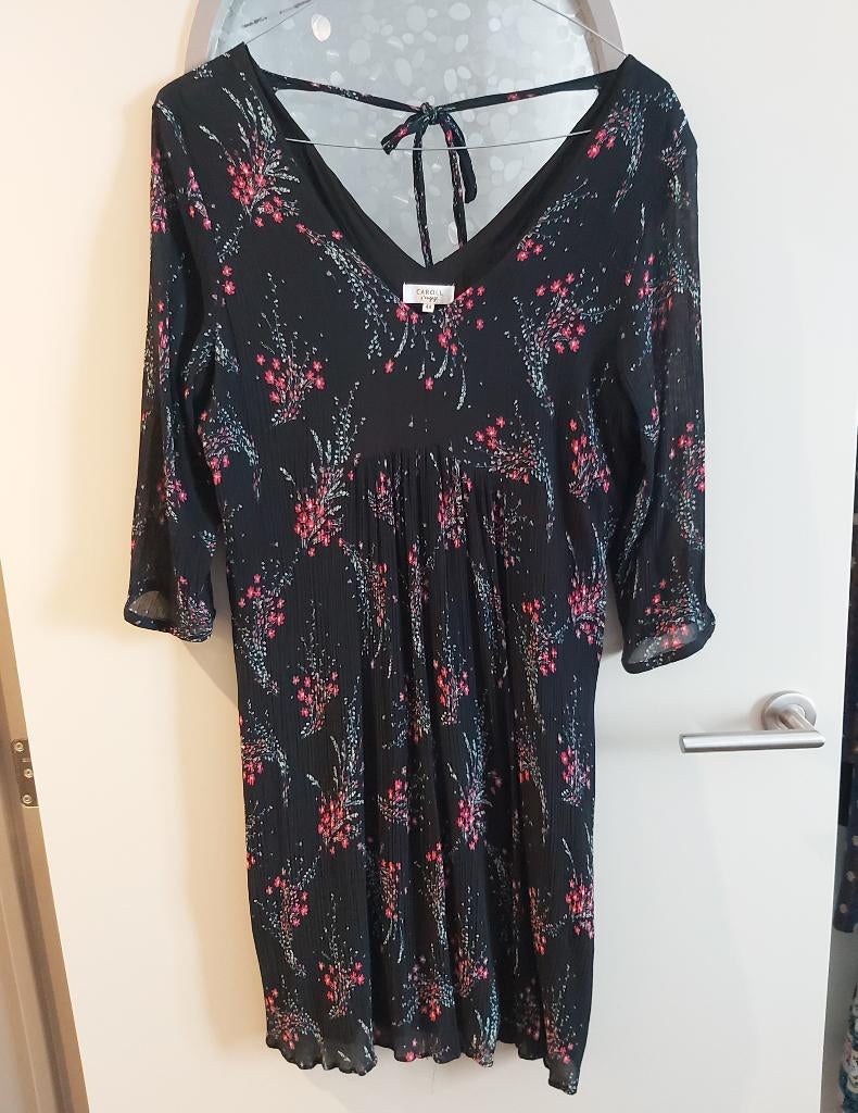 Caroll, mooie jurk, mt 42-44, in fijne plissé, Kleding | Dames, Jurken, Overige kleuren, Maat 42/44 (L), Ophalen of Verzenden